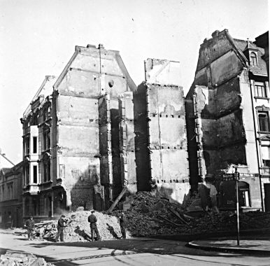 Hagen nach dem Luftangriff vom 1. Oktober 1943 - Berg-Karl-Peters-Strae