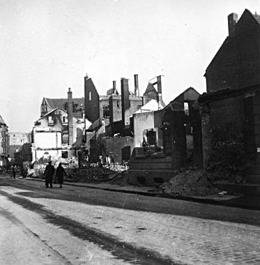 Hagen nach dem Luftangriff vom 1. Oktober 1943 - Frankfurter Strae