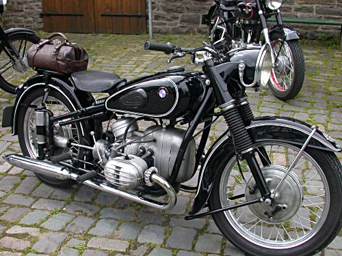 Motorrad-Klassiker im Freilichtmuseum