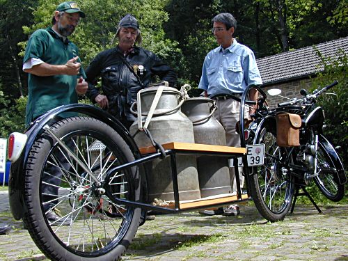 Der Mann mit der Milch ist da