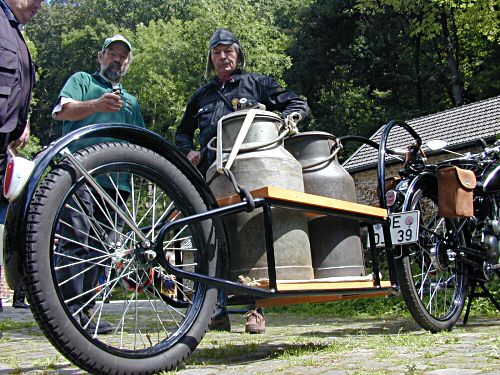 Der Mann mit der Milch ist da