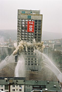 10.53 Uhr: Sprengung des Langen Oskars