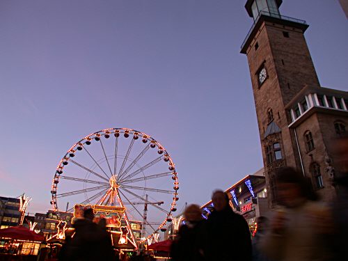 Auf dem Friedrich-Ebert-Platz