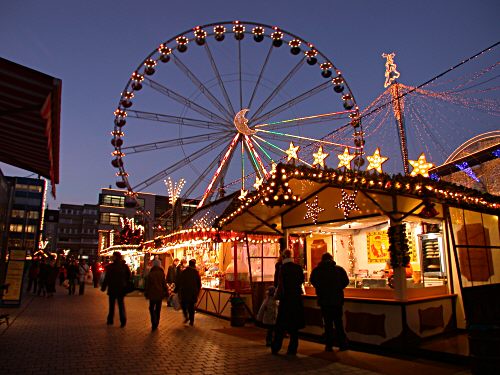 Auf dem Friedrich-Ebert-Platz